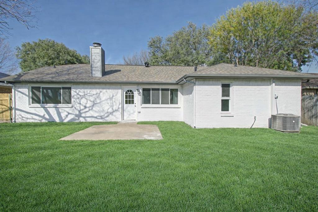 Oak Hollow Grand Prairie - Residential