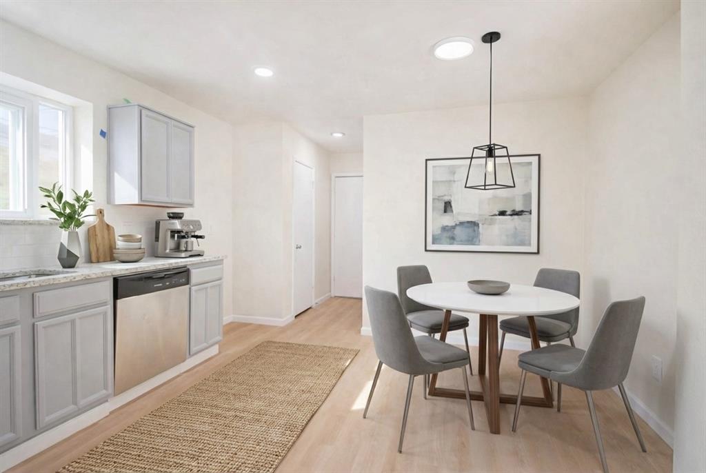 Oak Hollow Grand Prairie - Residential