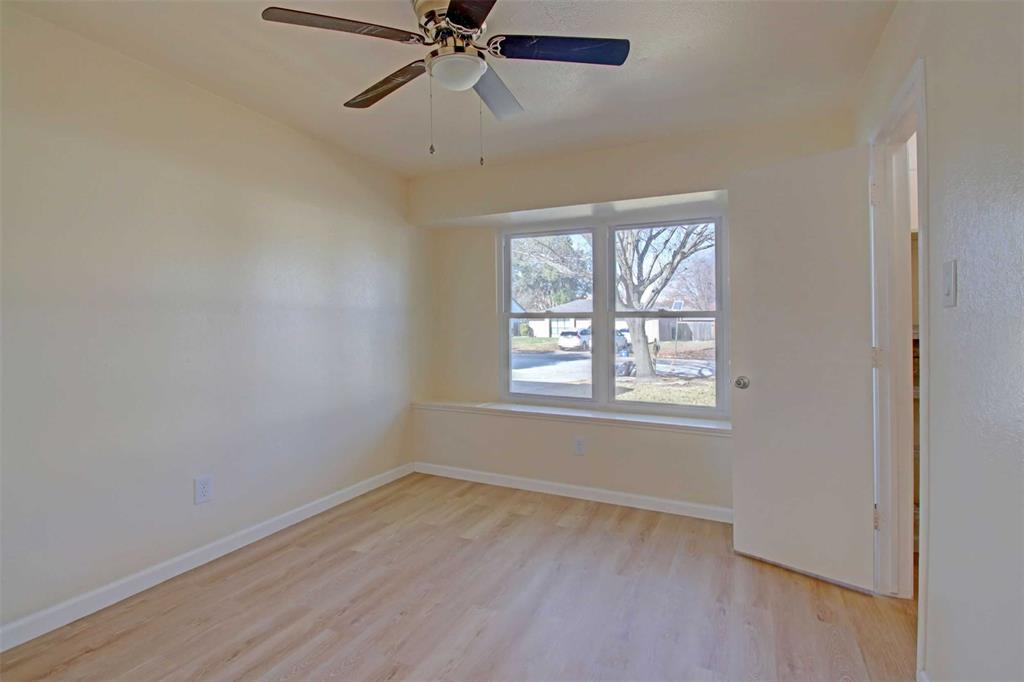 Oak Hollow Grand Prairie - Residential