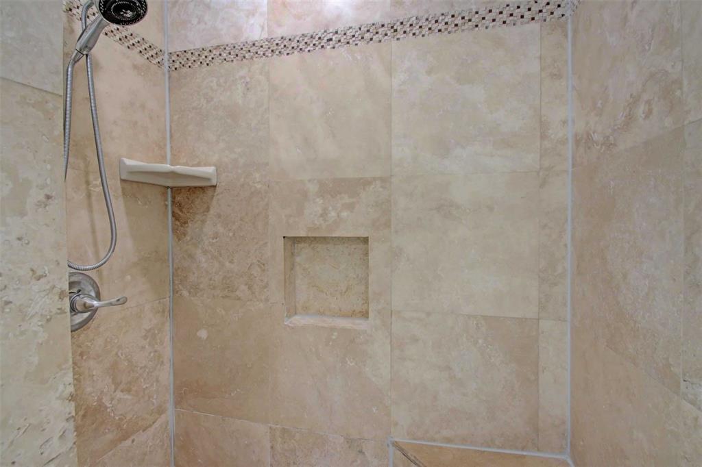 Oak Hollow Grand Prairie - Residential