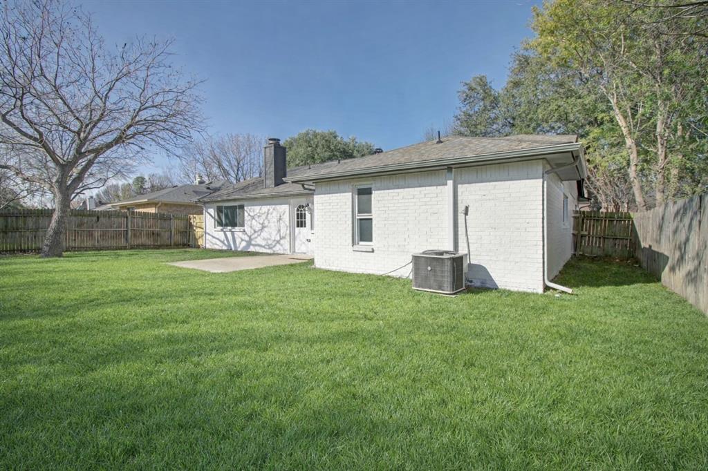 Oak Hollow Grand Prairie - Residential