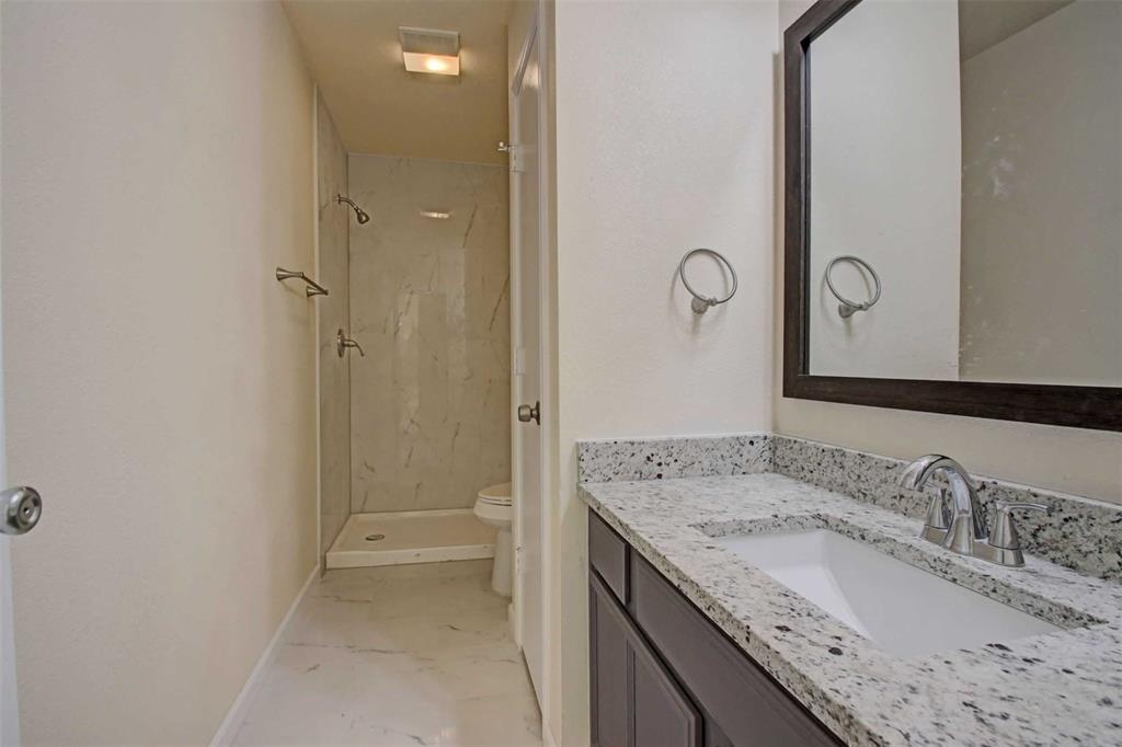 Oak Hollow Grand Prairie - Residential