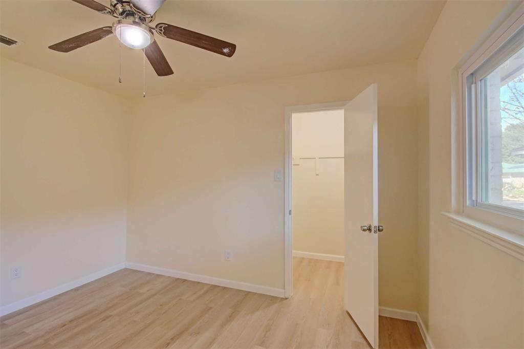 Oak Hollow Grand Prairie - Residential