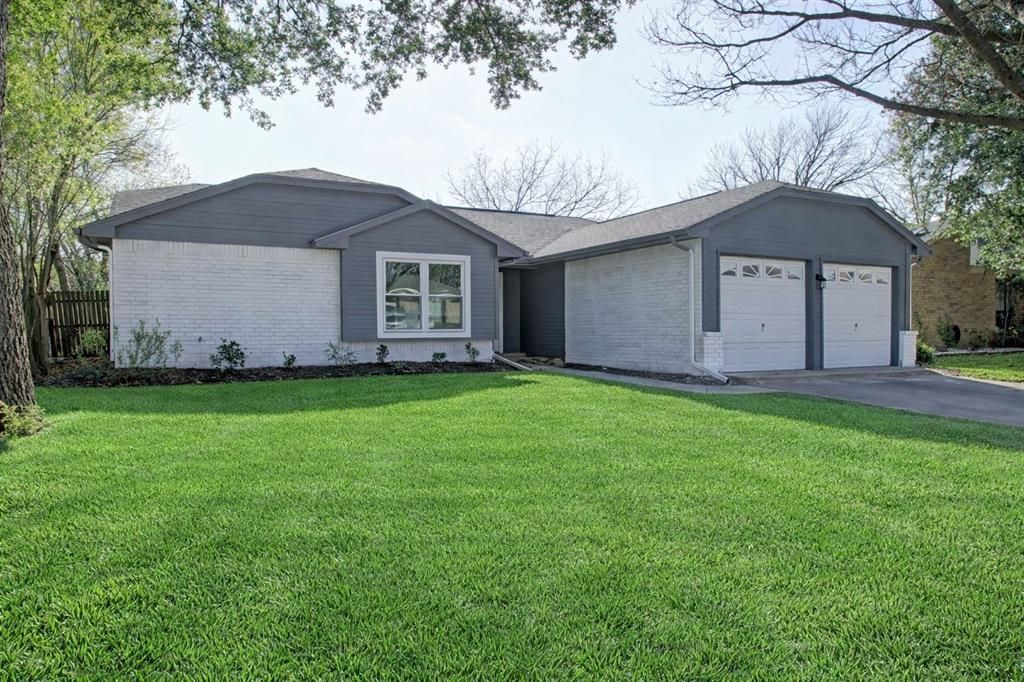Photo of 2421 Claremont Drive, Grand Prairie, TX 75052 (MLS # 21138778)