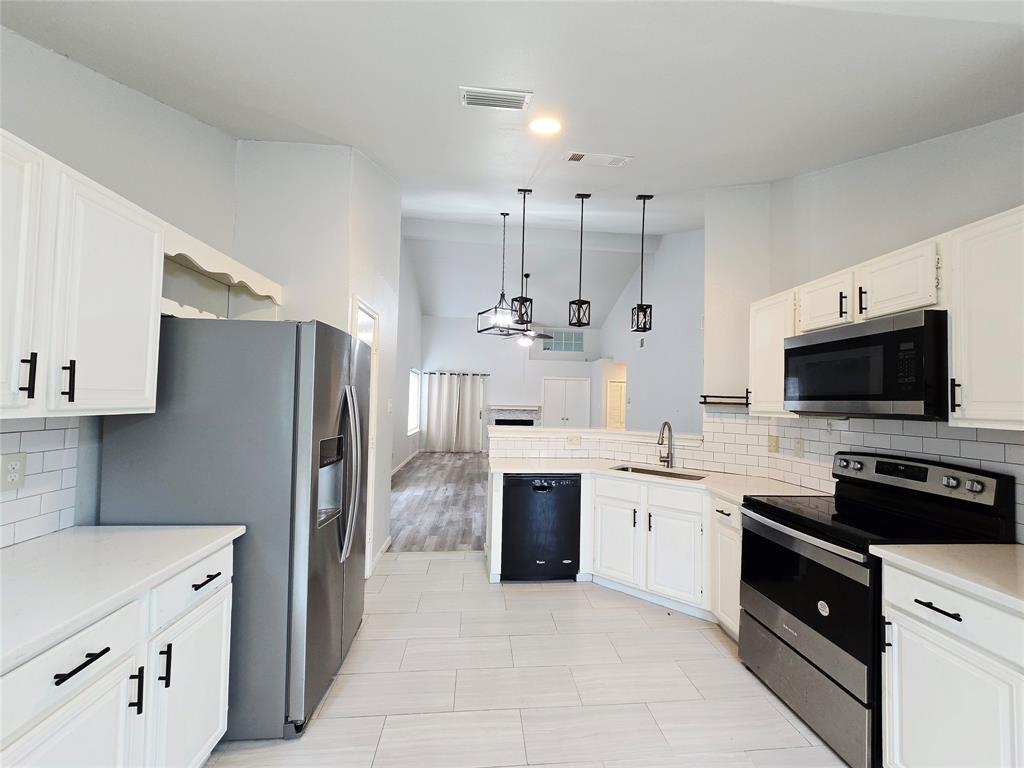 6016 Glenwood Drive