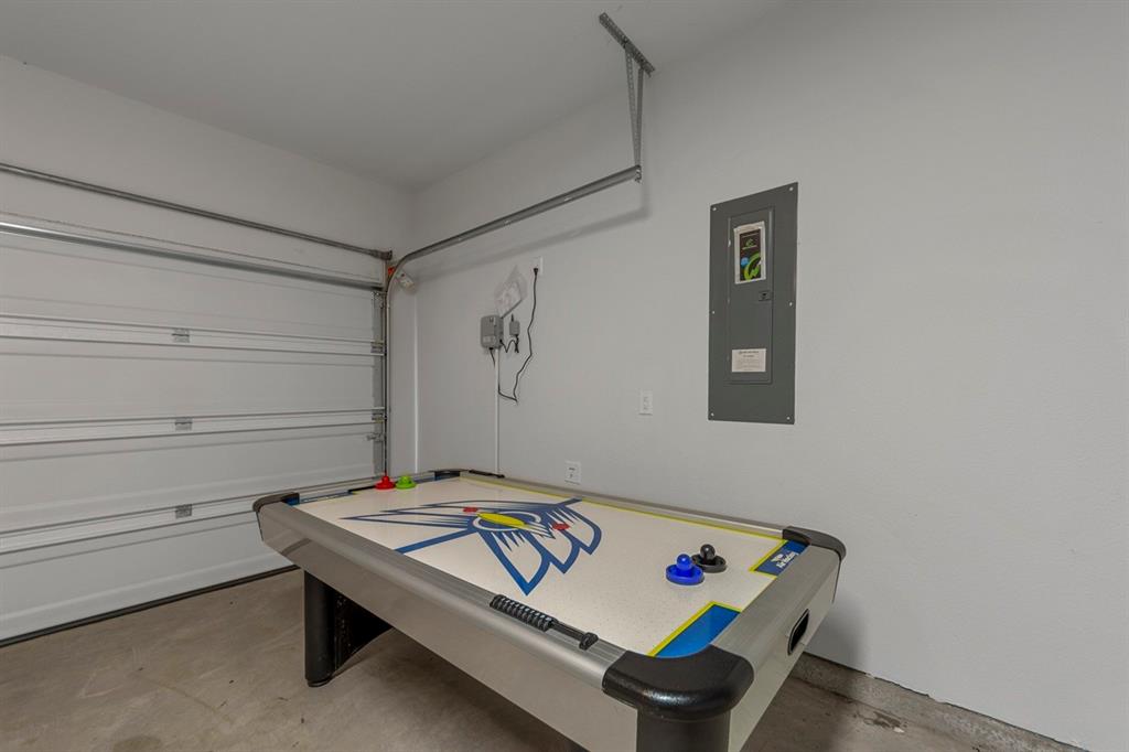 Oak Court Add - Residential Lease