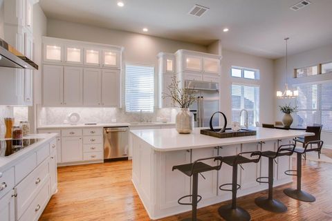Photo of 904 Charleston Drive, Southlake, TX 76092 (MLS # 21182924)