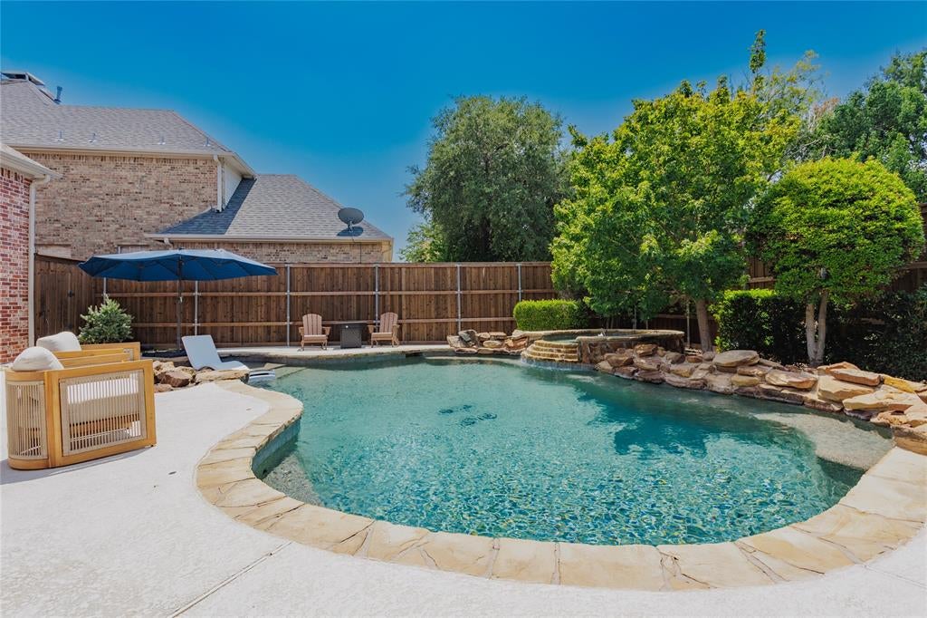 7611 Sweetgum Drive