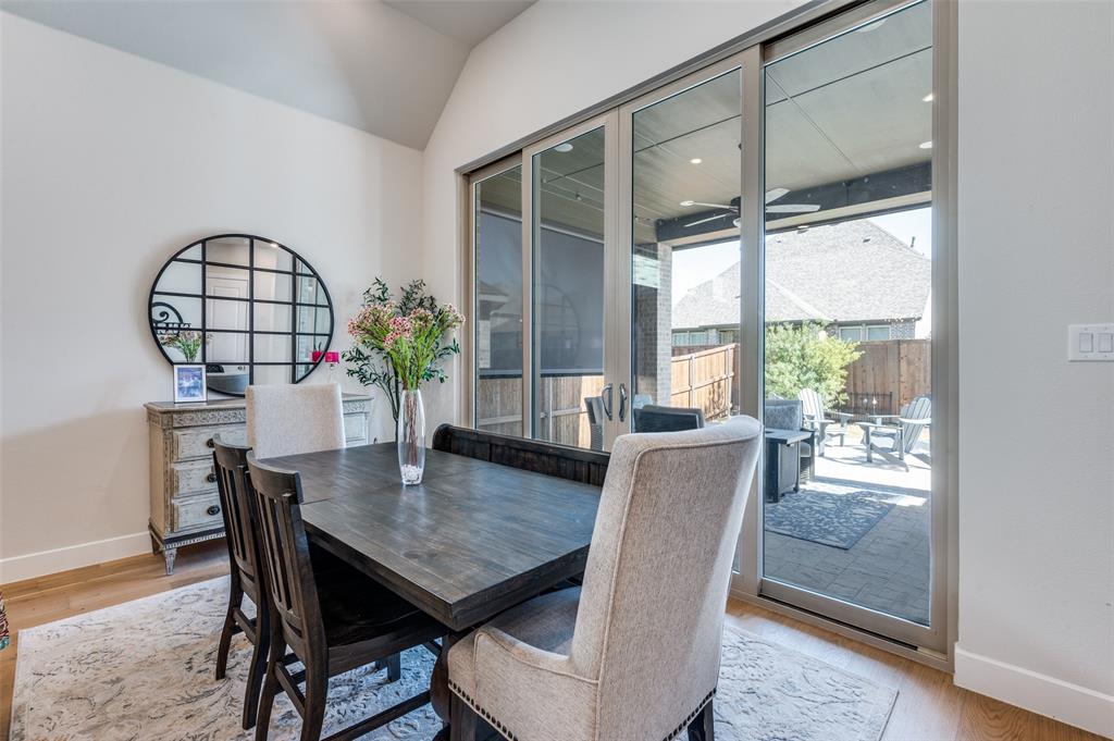 1404 Buttercup Avenue