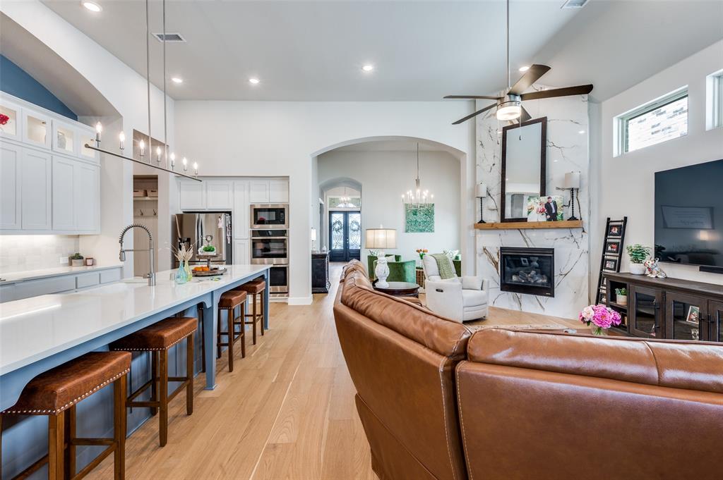 1404 Buttercup Avenue