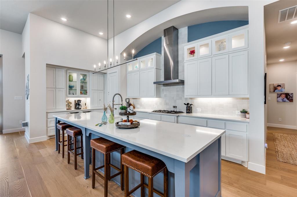 1404 Buttercup Avenue