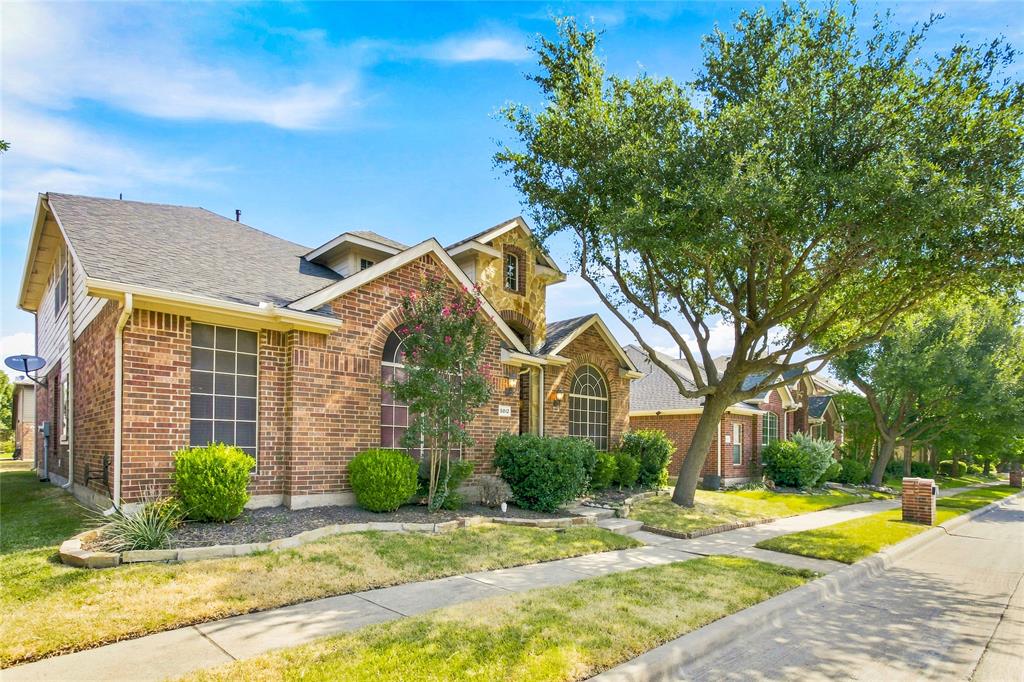 5912 Chuck Wagon Lane