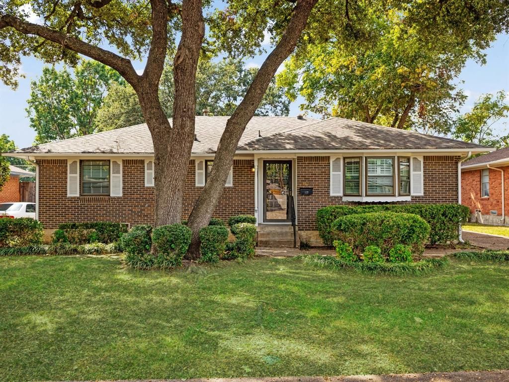 Photo of 4519 Marigold Trail, Mesquite, TX 75150 (MLS # 21090269)