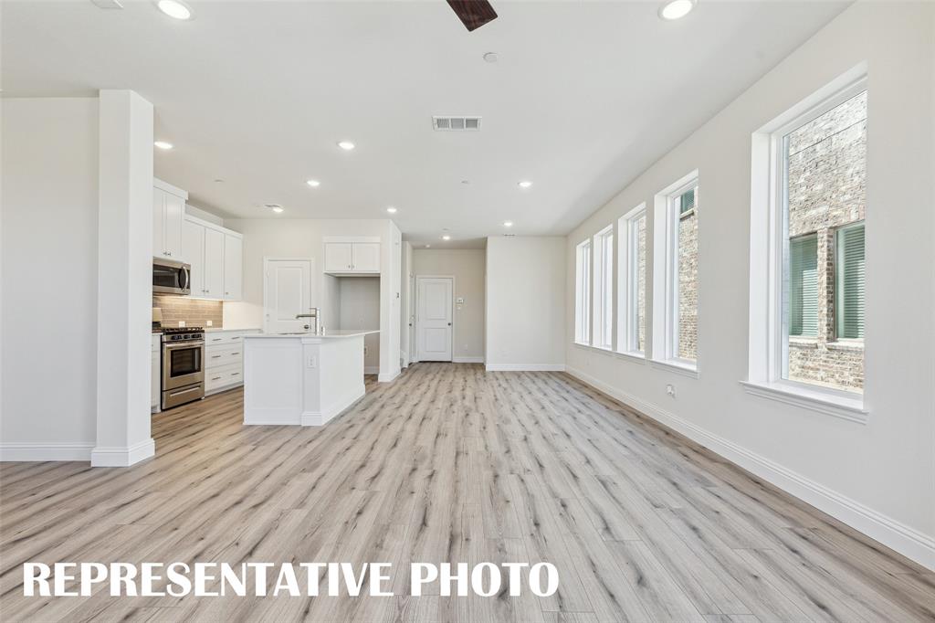 7336 Potomac Mews