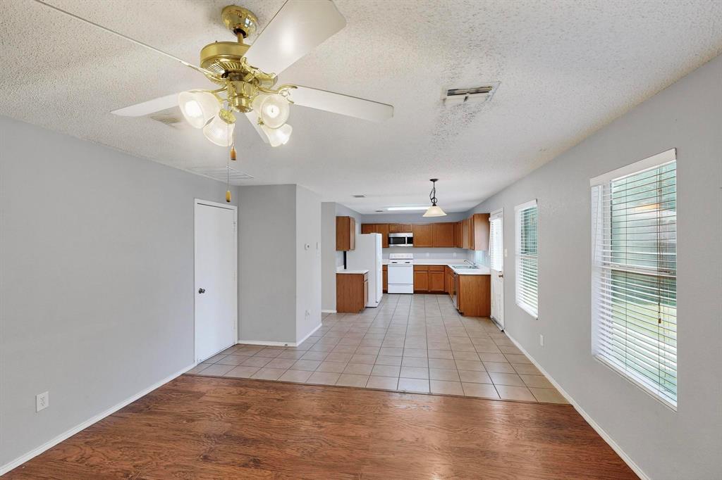 Villages Woodlake Ph 04b - Residential Lease