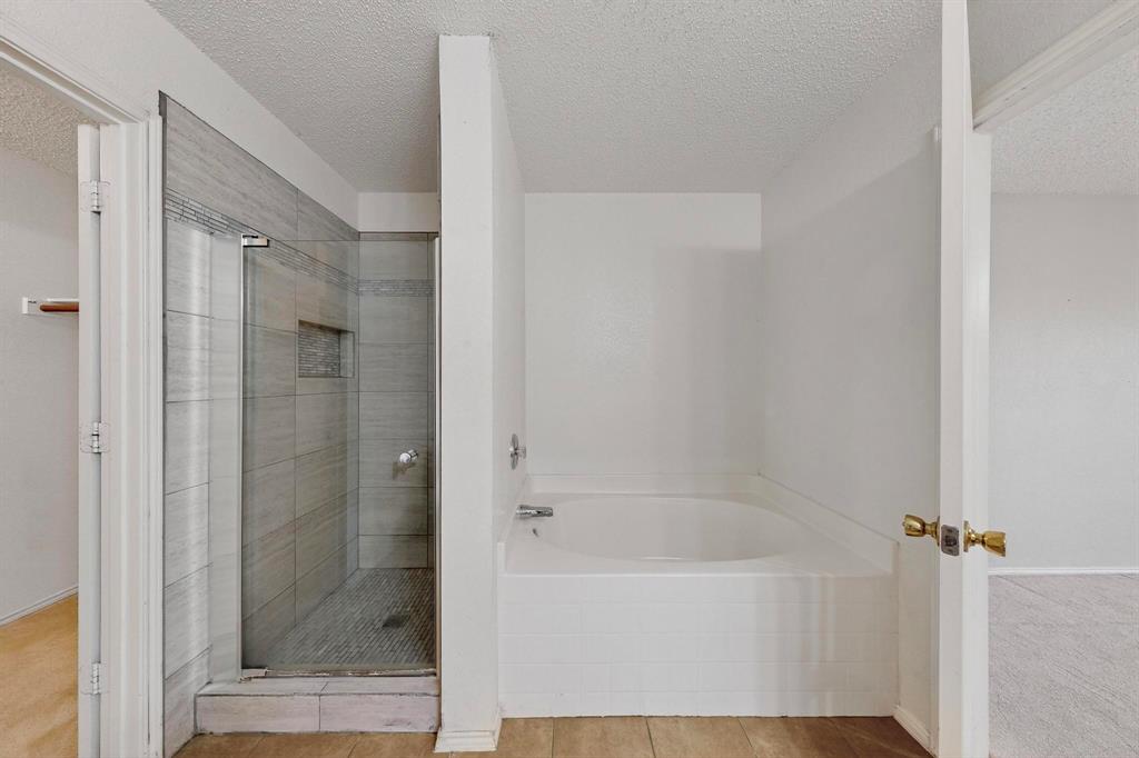 Villages Woodlake Ph 04b - Residential Lease