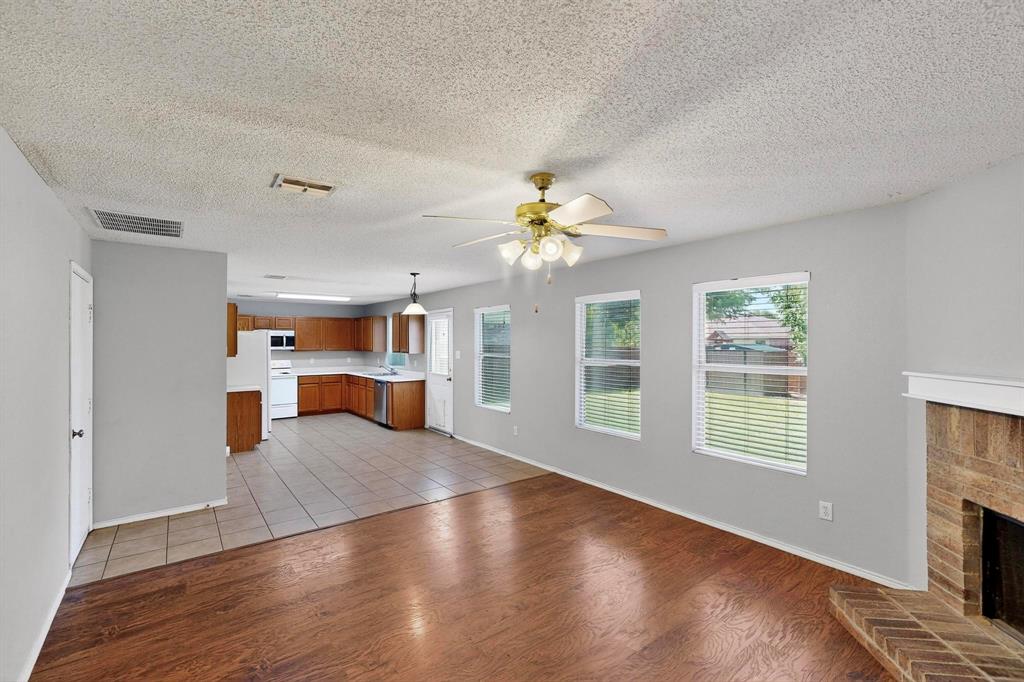 Villages Woodlake Ph 04b - Residential Lease