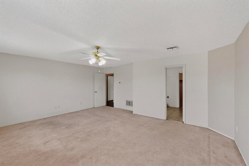 Villages Woodlake Ph 04b - Residential Lease