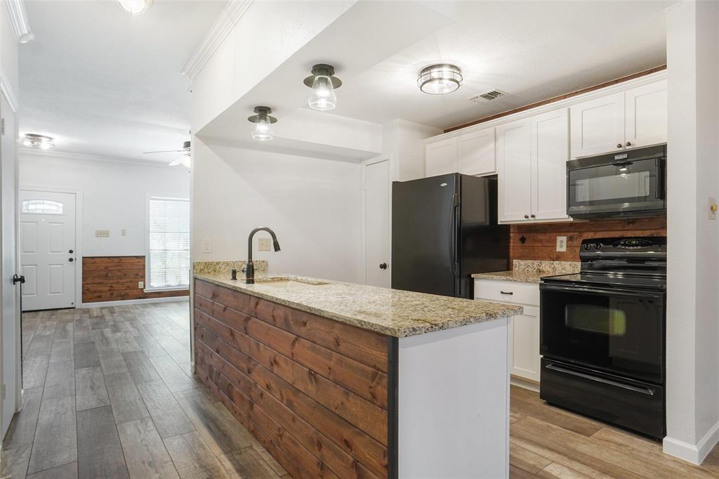 Meadowridge Condos Ph 01 - Residential Lease