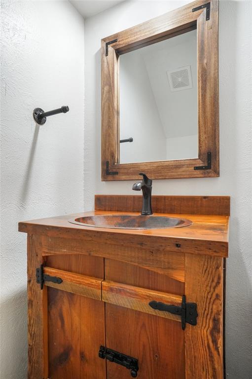 Meadowridge Condos Ph 01 - Residential Lease