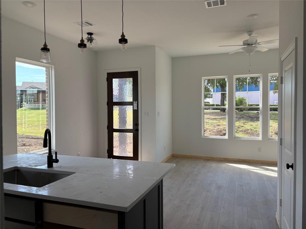 717 Kerrville Lane