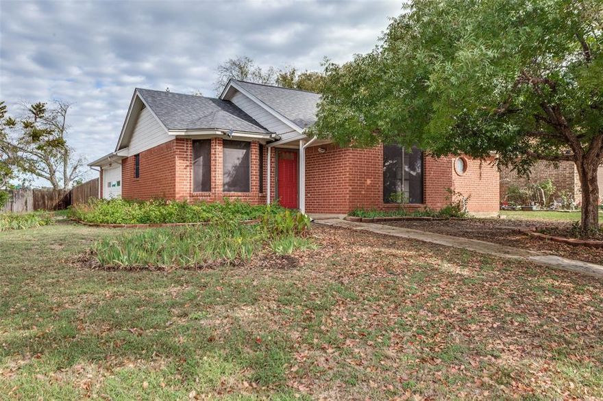 Welcome to 6644 Lakeside Drive—an inviting 2-bedroom home on a spacious corner lot in the heart of Lake Worth. This well-maintained residence offers 1,011 sq. ft. of efficient living space, thoughtfully designed for comfort and practicality.The standout feature is the dual-entry full bath, uniquely equipped with two commodes for flexible, efficient shared use. The bathroom can be accessed from both the hallway and a bedroom, enhancing privacy and convenience. Enjoy the expansive backyard with a privacy fence, mature trees, and plenty of room for pets, gardening, or outdoor entertaining. The property also includes a large enclosed patio, ideal for additional living space, a sunroom, playroom, or hobby area. Perfectly priced at $239,000, this home presents an exceptional opportunity for first-time buyers, downsizers, or investors seeking a turnkey property in a well-established neighborhood close to shopping, dining, schools, and Lake Worth amenities. Come see why this charming home is such a smart buy!