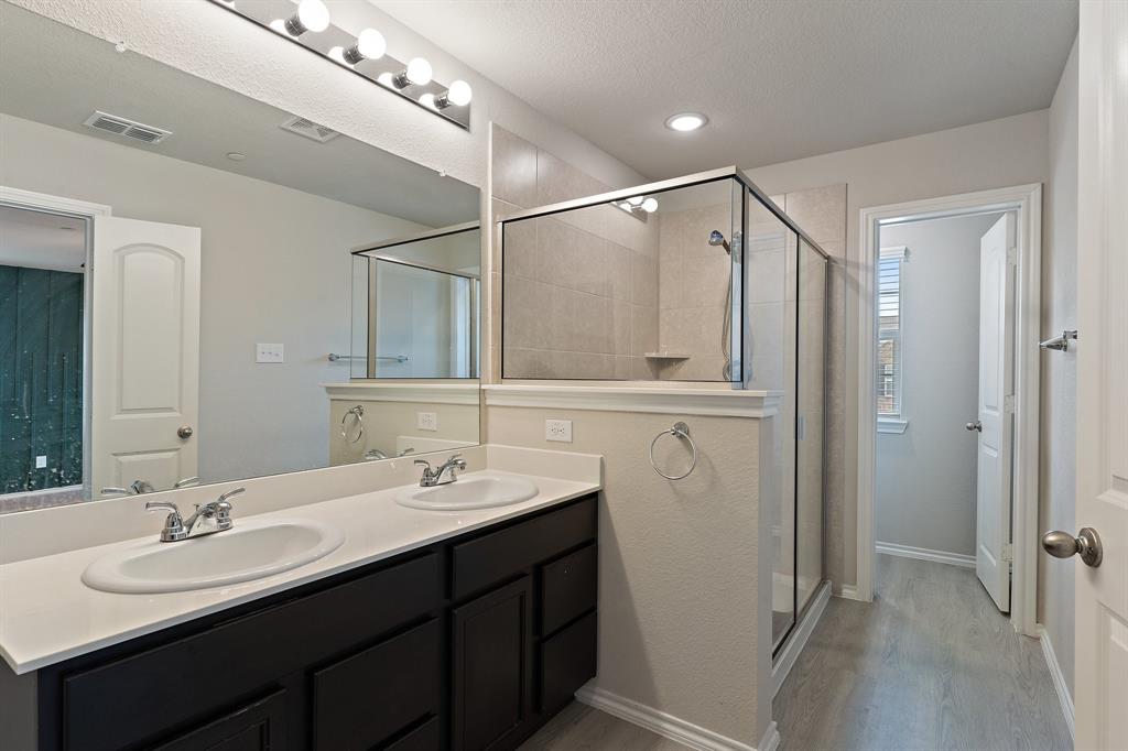 Photo of 2833 Bellflower Drive, Mesquite, TX 75150 (MLS # 21347236)