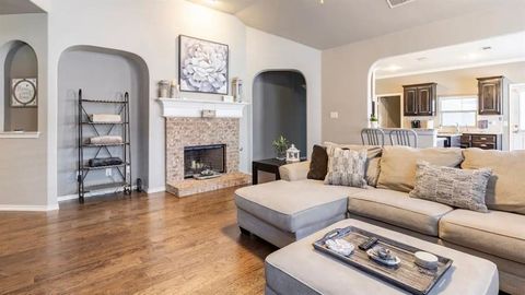 Photo of 1201 Central Village Drive, Denton, TX 76210 (MLS # 21254240)