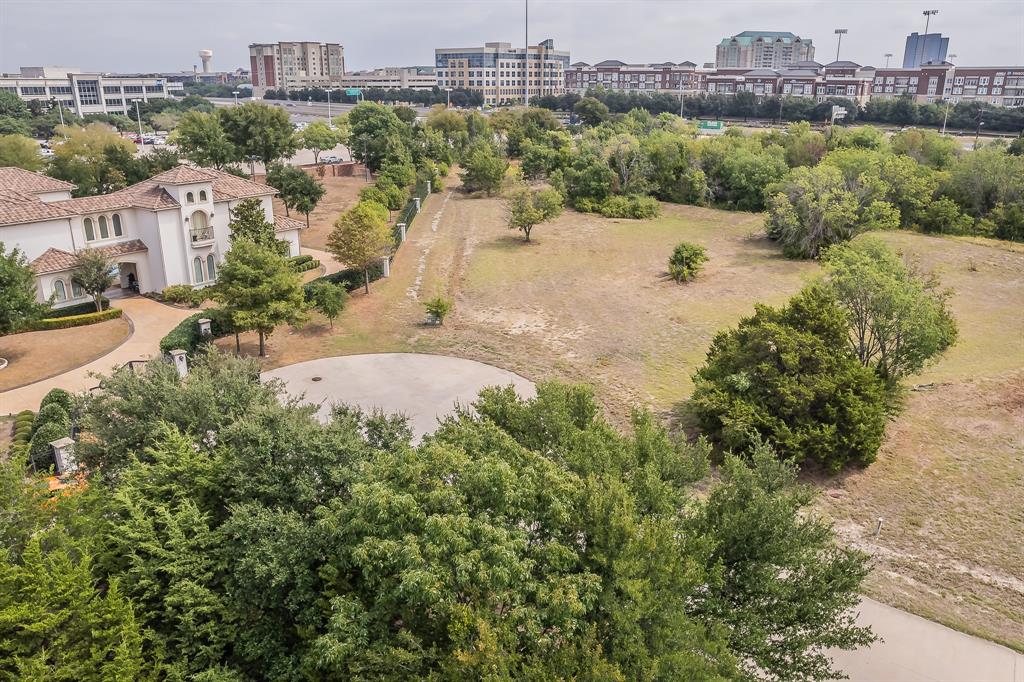 2240 Creekridge Drive