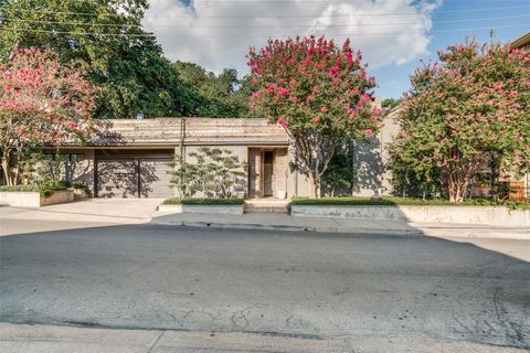 Tiny photo for 3610 Congress Avenue, Dallas, TX 75219 (MLS # 21219168)