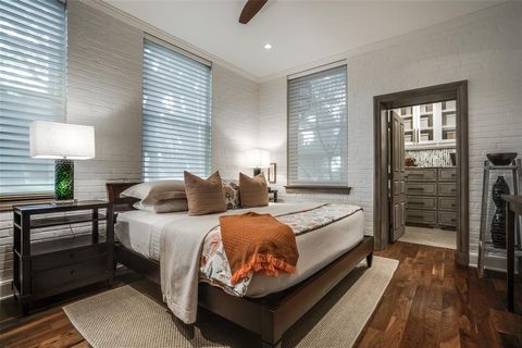 Tiny photo for 3610 Congress Avenue, Dallas, TX 75219 (MLS # 21219168)