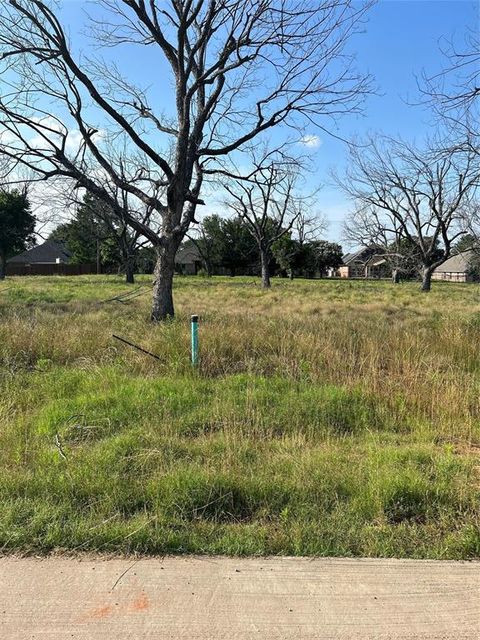 2165 Middlewood Circle Granbury TX 76049