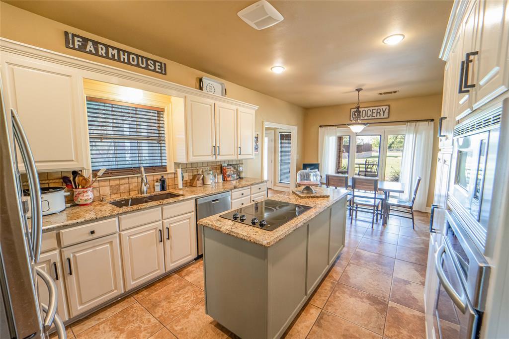 Country Club Estates - Residential