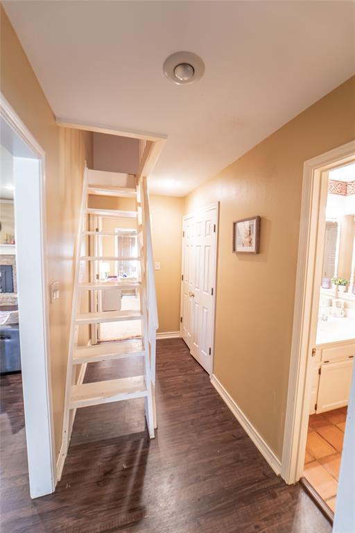 Country Club Estates - Residential