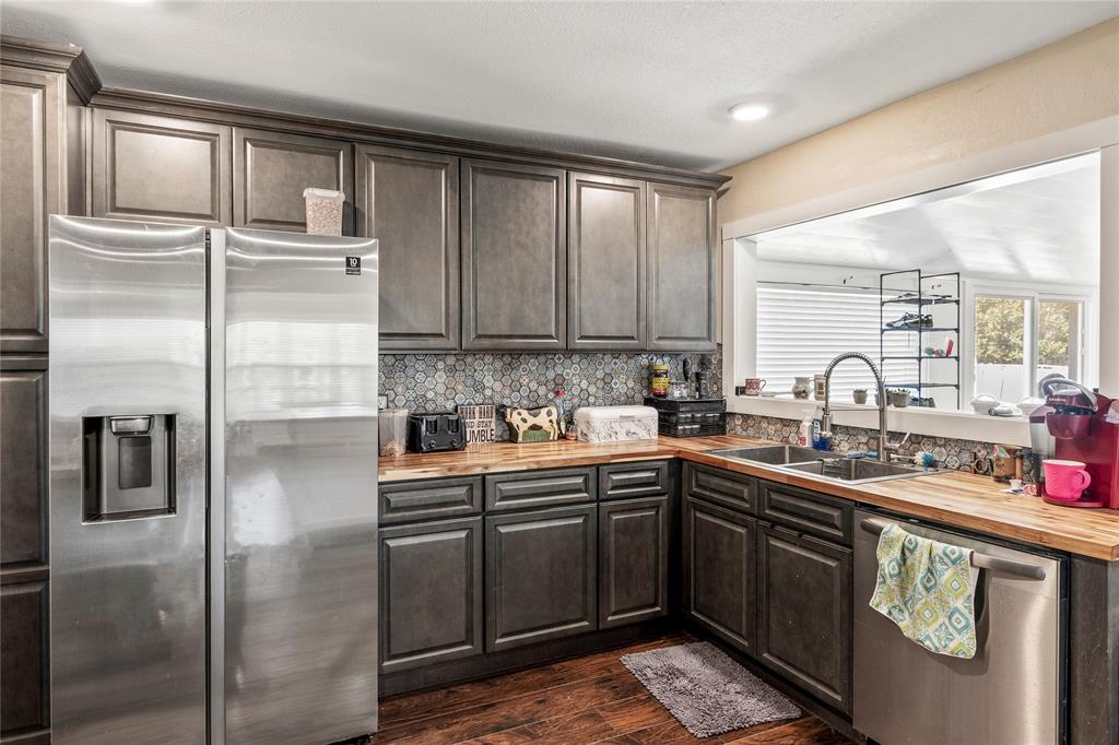 Pineoak Sub - Residential