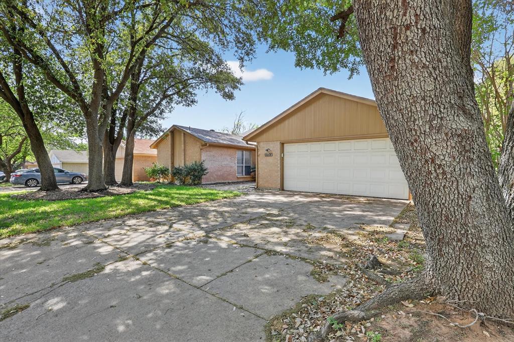 2222 Honey Creek Lane