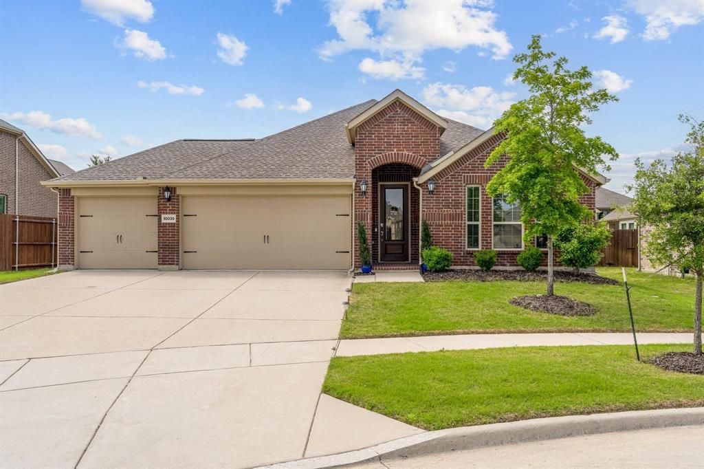 Photo of 10039 Prairie Drive, Frisco, TX 75035 (MLS # 21252743)