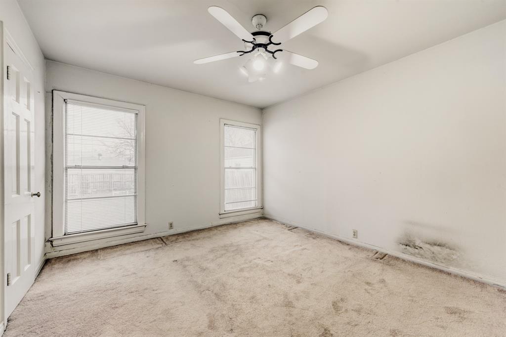 5833 E Mockingbird Lane