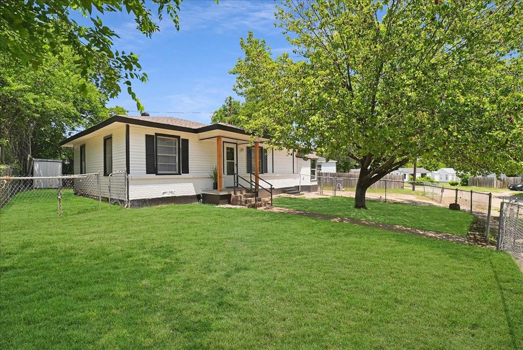 Deerpath Village 03 - Residential