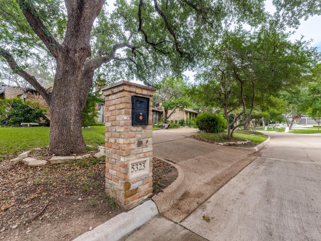 5323 Harbor Town Drive