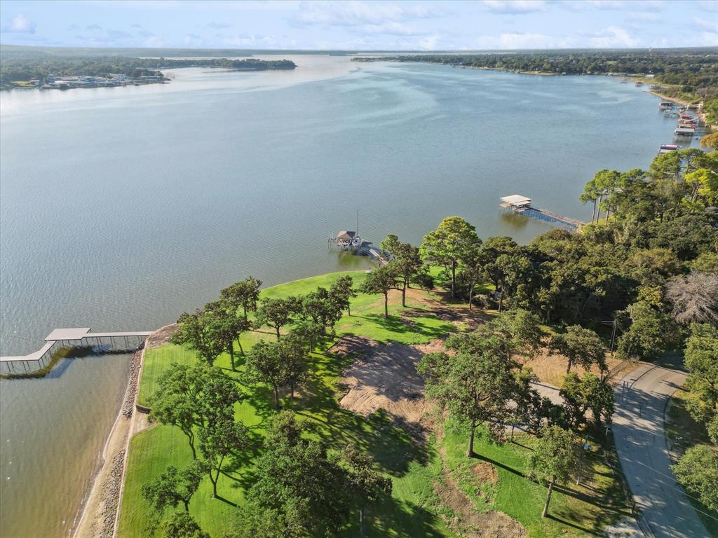 LAKE FOREST ADDITION - Land