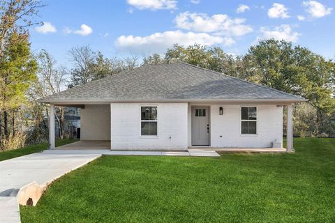 5637 Mesa Loop Granbury TX 76048