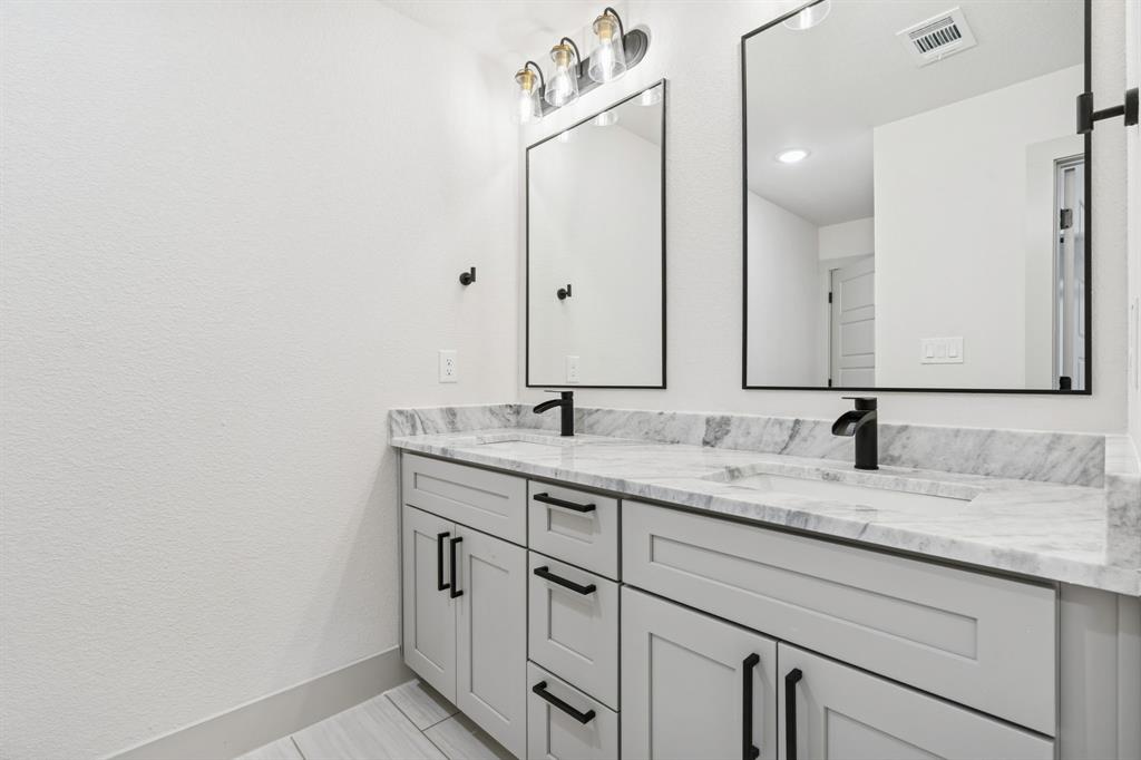 Canyon Creek III - Residential