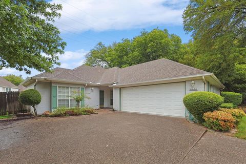 A home in Benbrook