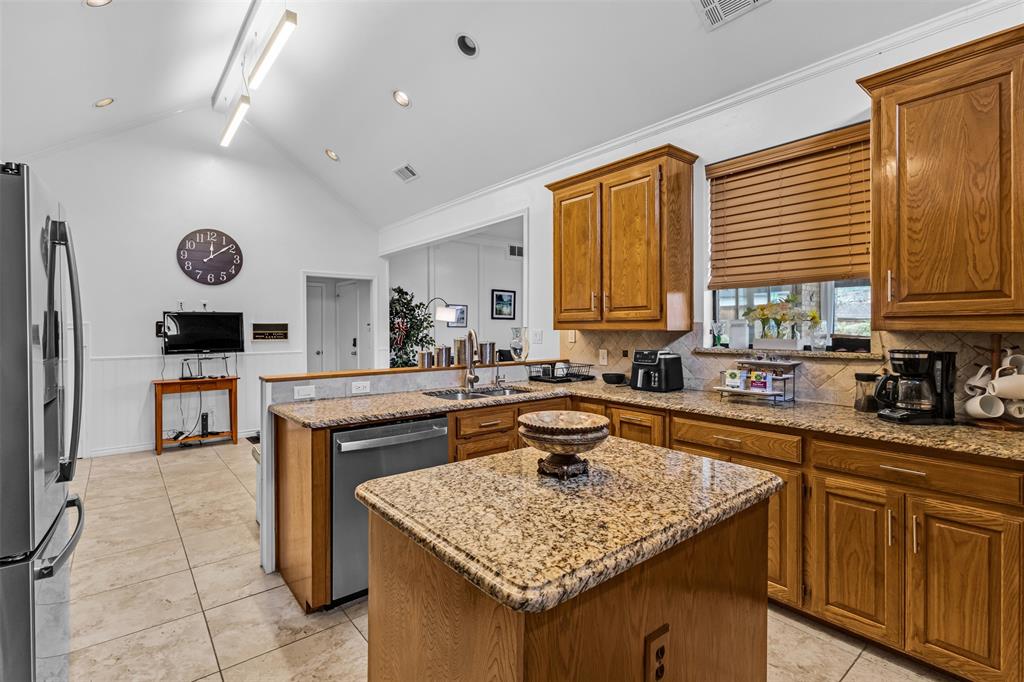 Club Manor - Residential