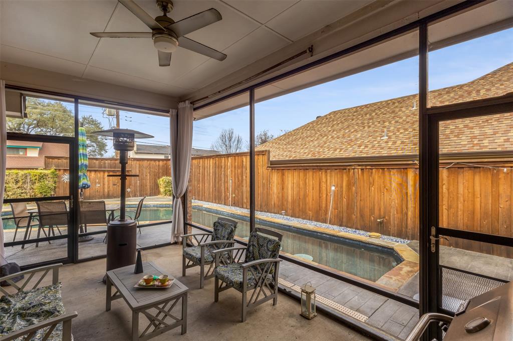 Club Manor - Residential