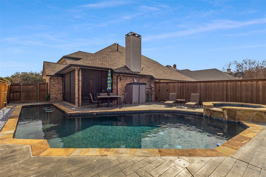 Club Manor - Residential