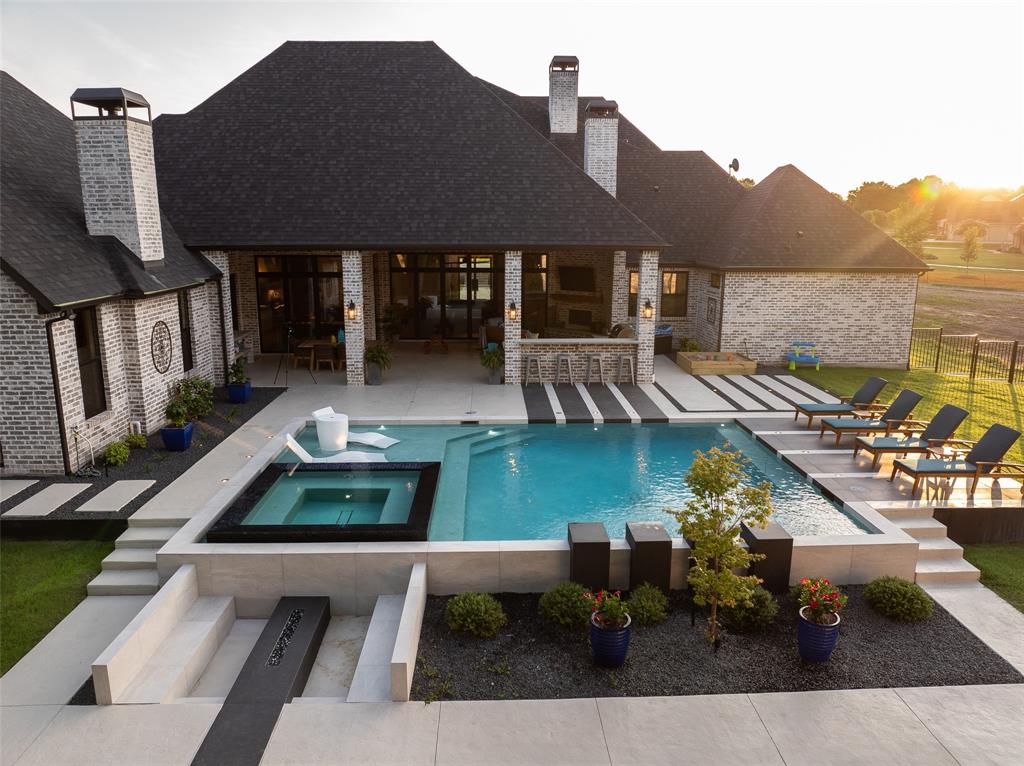 4656 Lake Breeze Drive