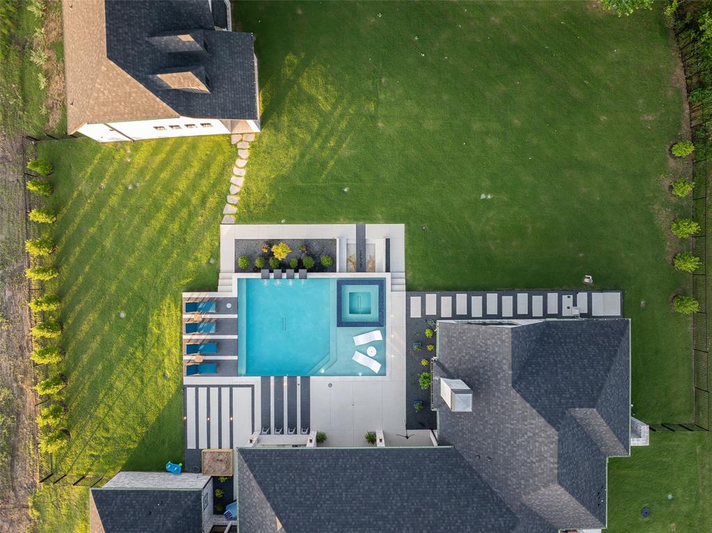 4656 Lake Breeze Drive