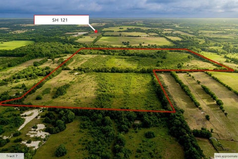 Photo of TBD 107.096 ACRES Tr CR 4640, Trenton, TX 75490 (MLS # 21312309)